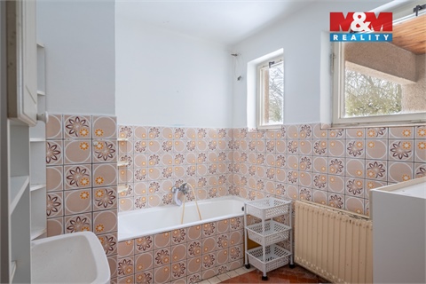 Prodej rodinného domu, 258 m² - 8