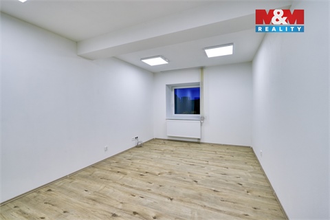 Pronájem kanceláře, 55 m² - 2