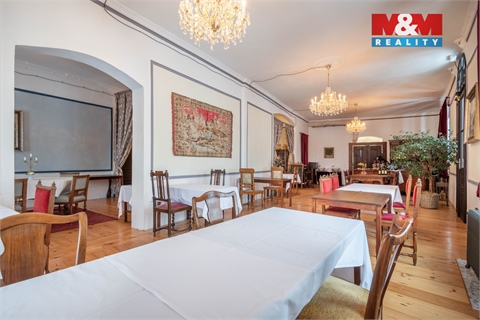 Prodej komerčního objektu, 1 143 m² - 2