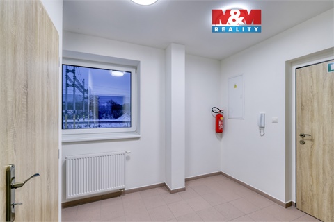 Pronájem kanceláře, 56 m² 0