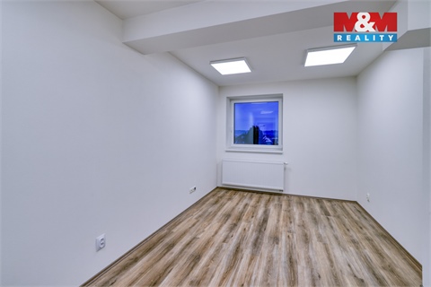 Pronájem kanceláře, 47 m² 2