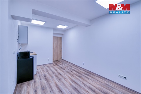 Pronájem kanceláře, 47 m² - 2
