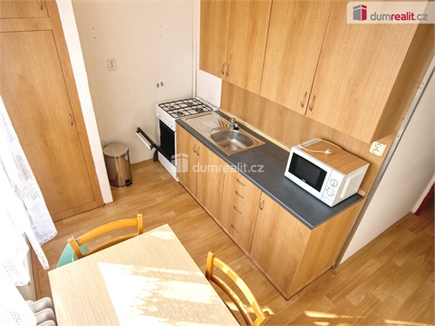 Pronájem bytu 1+1, 38 m² - 0