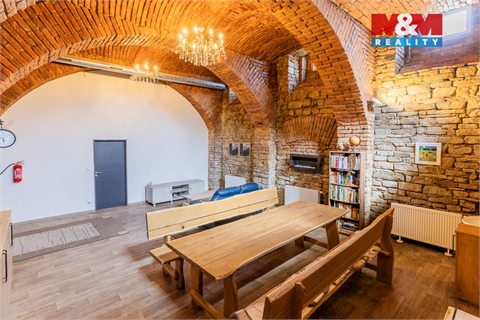 Prodej komerčního objektu, 106 m² - 16