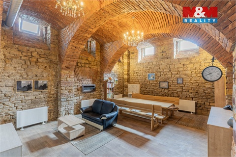 Prodej komerčního objektu, 106 m² 8