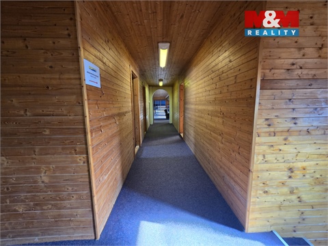 Pronájem kanceláře, 200 m² 4