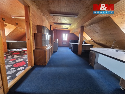 Pronájem kanceláře, 200 m² - 0