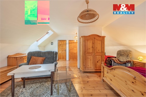 Prodej rodinného domu, 250 m² 8