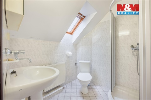 Prodej rodinného domu, 250 m² - 14