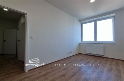 Pronájem bytu 1+1, 34 m² 4