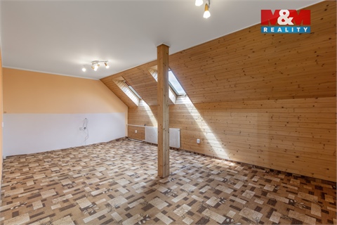 Prodej rodinného domu, 145 m² - 14