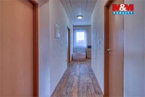 Prodej rodinného domu, 239 m² 10