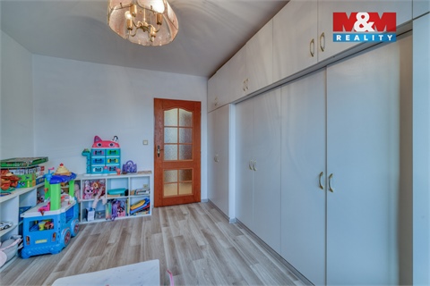 Prodej rodinného domu, 239 m² - 8