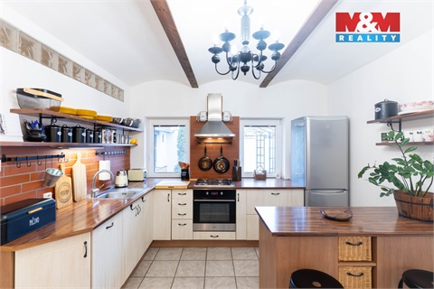 Prodej rodinného domu, 173 m² 2