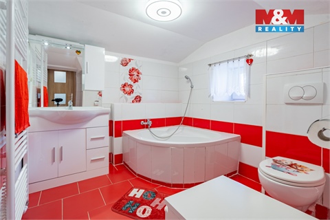 Prodej rodinného domu, 80 m² 18