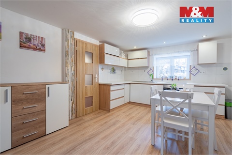 Prodej rodinného domu, 80 m² 14