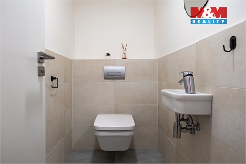 Prodej bytu 3kk, 70 m² 18