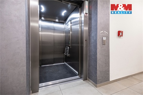 Prodej bytu 3kk, 70 m² - 22