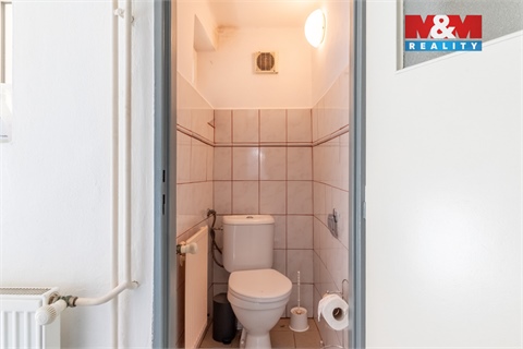 Prodej rodinného domu, 180 m² - 10