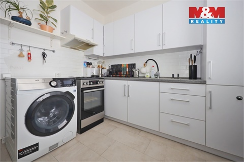 Prodej bytu 3+1, 70 m² - 0