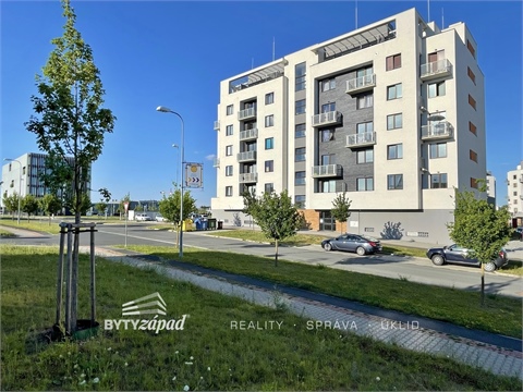 Pronájem bytu 1kk, 31 m² 12