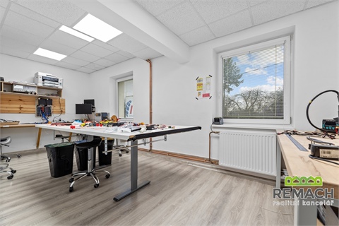 Prodej skladu / haly, 7 087 m² - 12