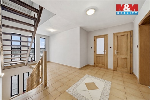 Prodej rodinného domu, 408 m² 26