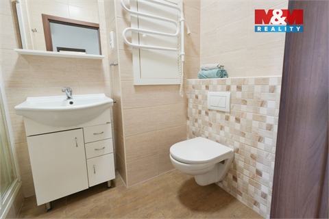 Prodej bytu 4+1, 70 m² 12