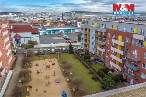 Pronájem bytu 2kk, 56 m² 12