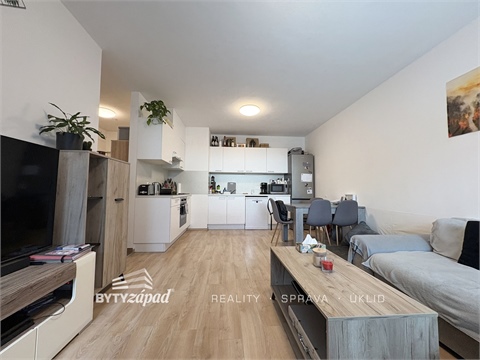 Pronájem bytu 2kk, 53 m² - 0