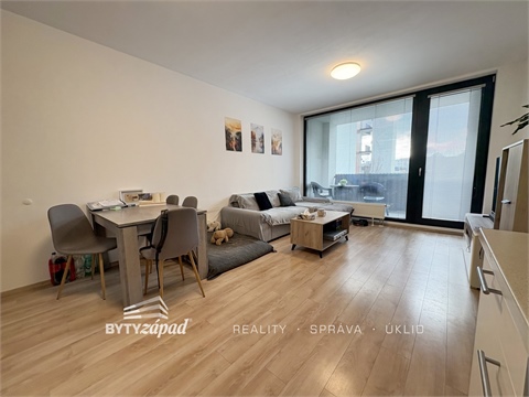 Pronájem bytu 2kk, 53 m² 2