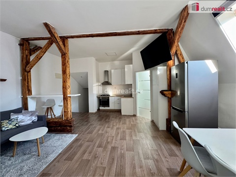 Pronájem bytu 3kk, 80 m² - 0