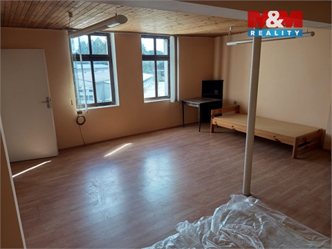 Pronájem skladu / haly, 1 730 m² 8