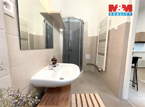 Pronájem bytu 2kk, 56 m² - 0