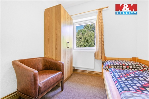 Prodej rodinného domu, 390 m² - 6