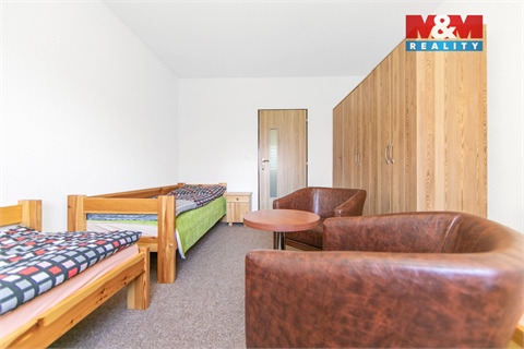 Prodej rodinného domu, 390 m² 4