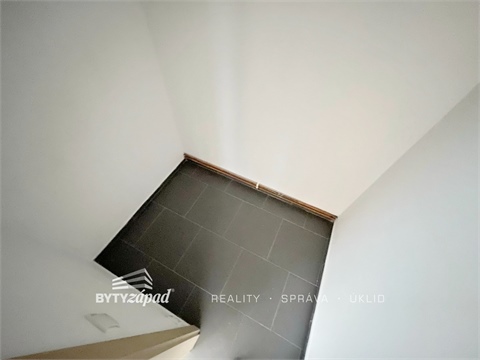 Pronájem bytu 2kk, 48 m² - 4