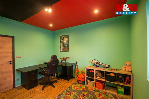 Prodej rodinného domu, 182 m² 4