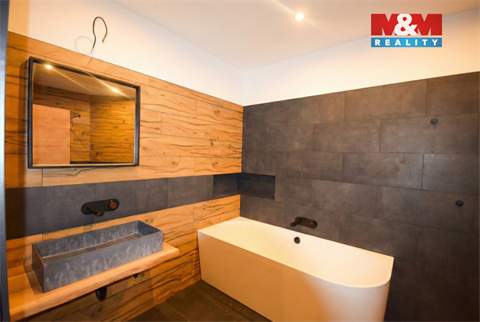 Prodej rodinného domu, 182 m² - 0