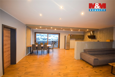 Prodej rodinného domu, 182 m² 6