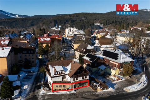 Pronájem obchodních prostor, 140 m² - 2