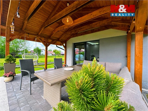 Prodej rodinného domu, 180 m² 2