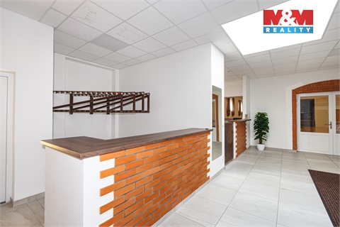 Pronájem restaurace, 635 m² - 14