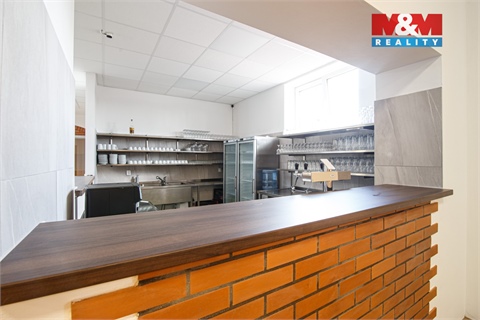 Pronájem restaurace, 635 m² 24