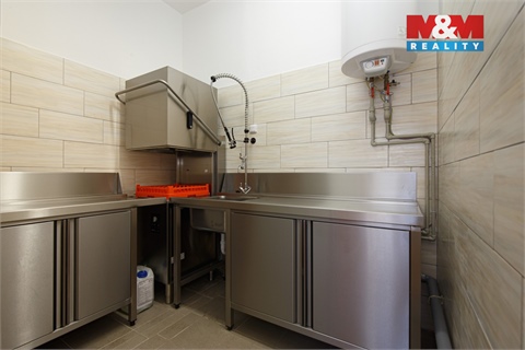 Pronájem restaurace, 635 m² 28