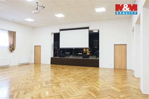 Pronájem restaurace, 635 m² 12