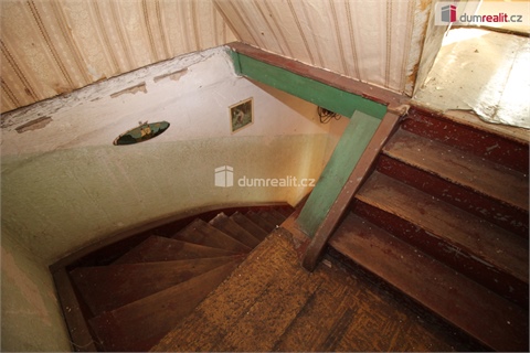 Prodej rodinného domu, 350 m² 18