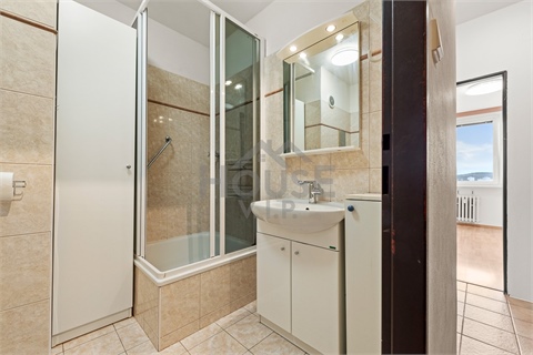 Prodej bytu 2kk, 45 m² - 18