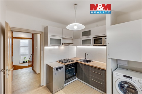 Pronájem bytu 2+1, 64 m² 0