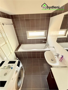 Pronájem bytu 2kk, 73 m² 6